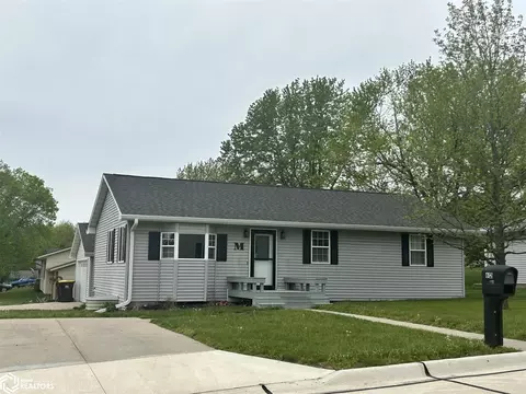 612 Country Club Cir, Osceola, IA 50213