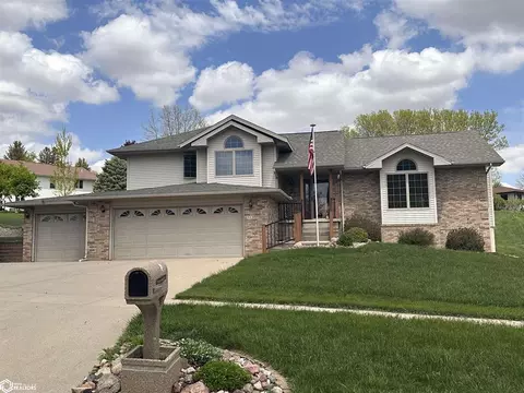 510 Sunset Dr, Denison, IA 51442