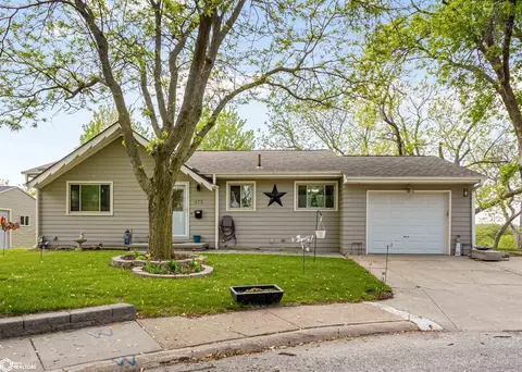 475 Mt Vernon St, Council Bluffs, IA 51503