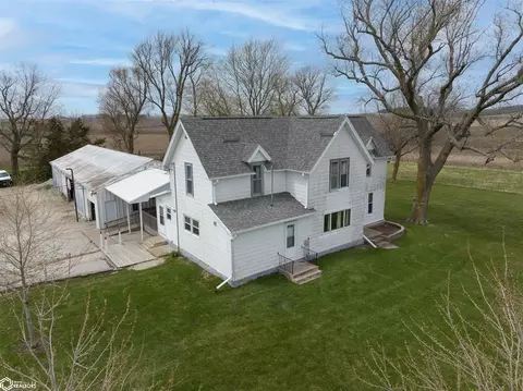 5183 32nd Ave, Walker, IA 52352