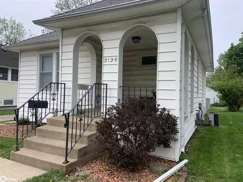 2125 S 10th St, Burlington, IA 52601