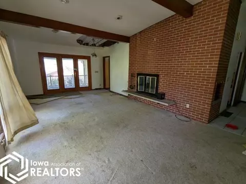 910 Stadium Dr, Macomb, IL 61455 photo 3