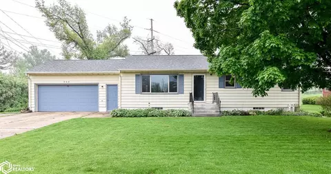 302 Brentwood Rd, Marshalltown, IA 50158