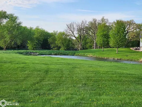402 Brickyard Rd, Sheffield, IA 50475