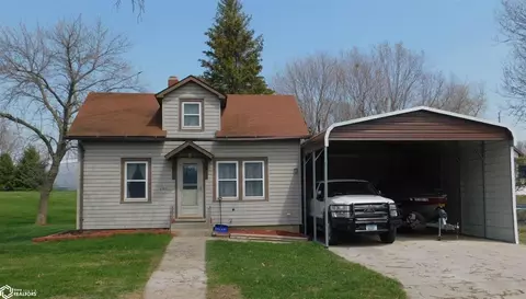 208 Fir St, Schleswig, IA 51461