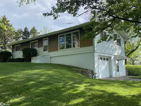 1952 303rd Ave, Fort Madison, IA 52627