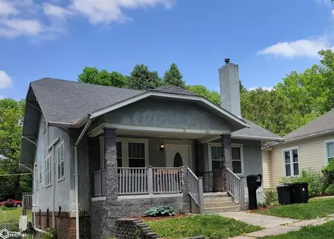 805 E Valley St, Red Oak, IA 51566