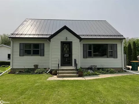 309 W Walnut St, Manly, IA 50456