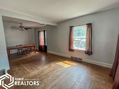 15 3rd Ave SW, Hampton, IA 50441 photo 8