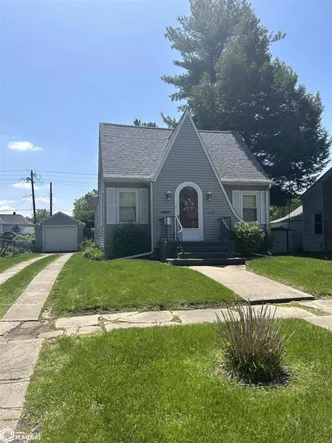 1428 Avenue C, Fort Madison, IA 52627