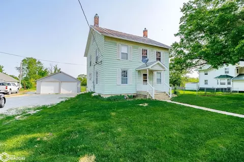 305 W Fountain, Brighton, IA 52540