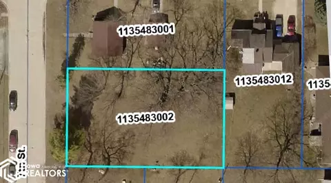 615 S 7th St, Forest City, IA 50436
