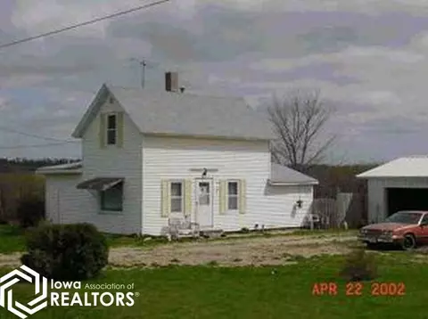 2714 260 St, Marshalltown, IA 50158