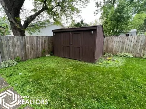 210 E Franklin, Centerville, IA 52544 photo 33
