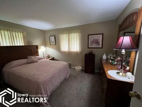210 E Franklin, Centerville, IA 52544 photo 17