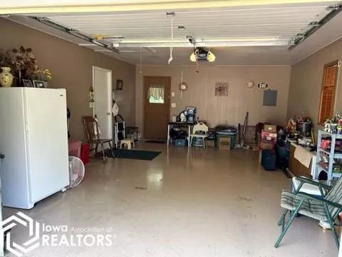 210 E Franklin, Centerville, IA 52544 photo 28