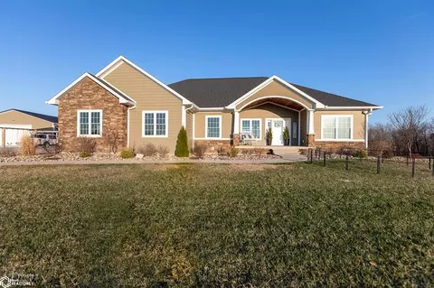 12688 Flint Bottom Rd, Burlington, IA 52601