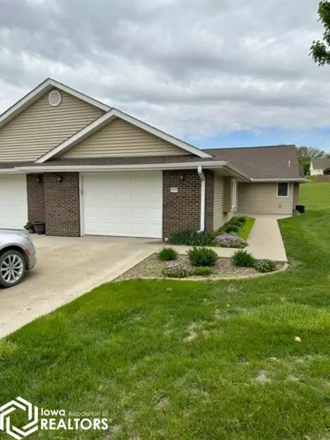 1202 E 22nd St #2, Atlantic, IA 50022