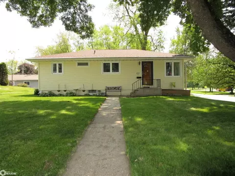 1111 Willow, Iowa Falls, IA 50126