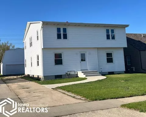 1607 Norris Pl, Marshalltown, IA 50158
