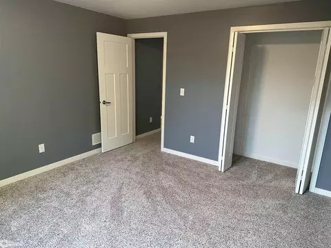 700 Willow Ct, Solon, IA 52333 photo 32
