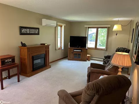 335 W Lyons St, Garner, IA 50438 photo 10