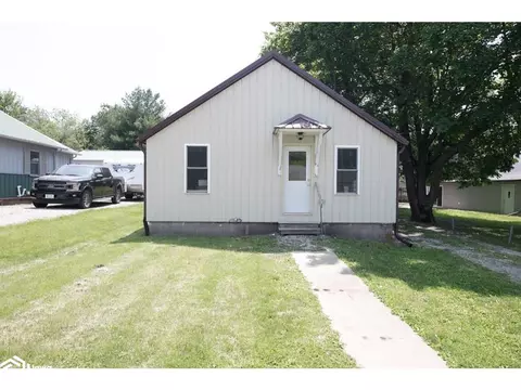 104 E South St E, New Sharon, IA 50207