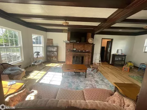 618 W State St, Centerville, IA 52544 photo 12