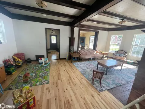 618 W State St, Centerville, IA 52544 photo 10