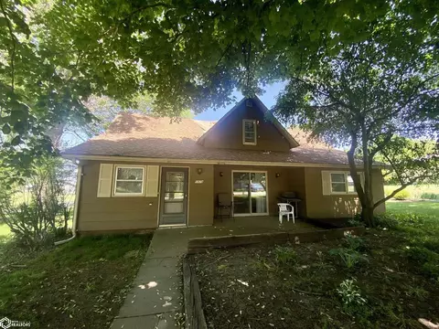 5979 Main St, Audubon, IA 50025