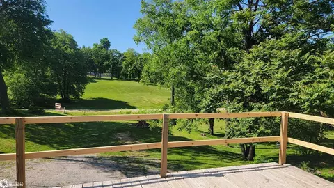 528 W Maple St, Centerville, IA 52544 photo 17