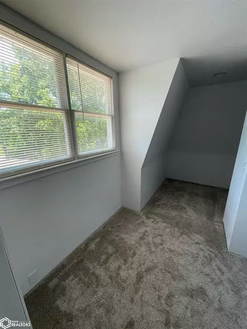 528 W Maple St, Centerville, IA 52544 photo 14