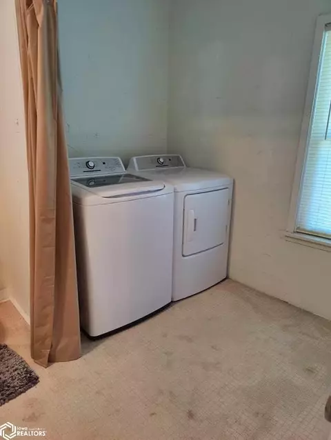 704 High St, Eldon, IA 52554 photo 16