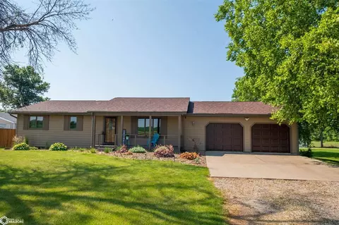 2728 Garwin Rd, Marshalltown, IA 50158