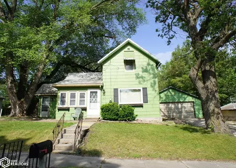 609 Oak Ave, Webster City, IA 50595