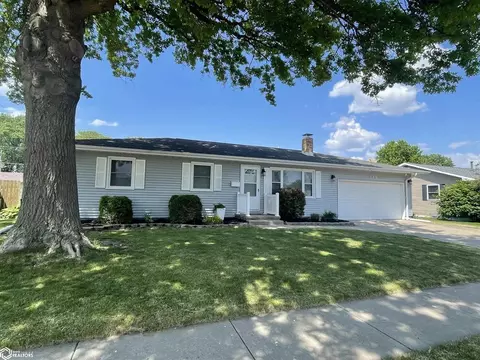 138 Greenbrier Dr, Burlington, IA 52601
