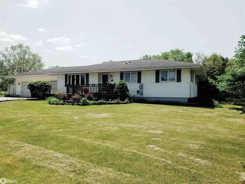 10941 Lookout Dr, Burlington, IA 52601
