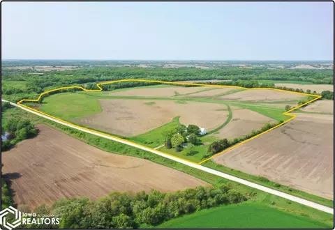 25307 180th Ave, Sigourney, IA 52591