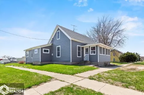 106 E Dallas St, Montezuma, IA 50171