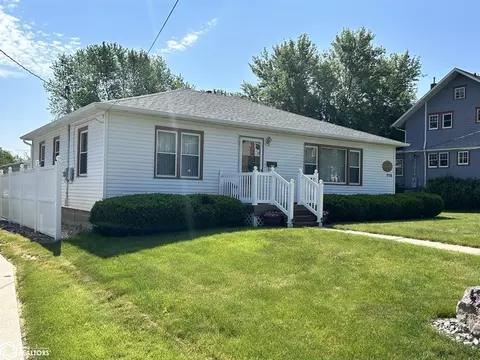 115 S Park St, Osceola, IA 50213