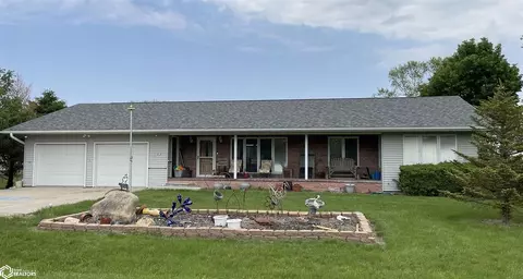 107 S 12th St, Montezuma, IA 50171