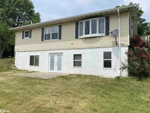 3276 Highway 78, Brighton, IA 52540