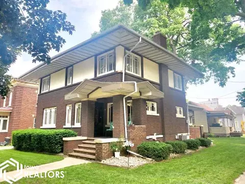 521 N Washington Ave, Mason City, IA 50401