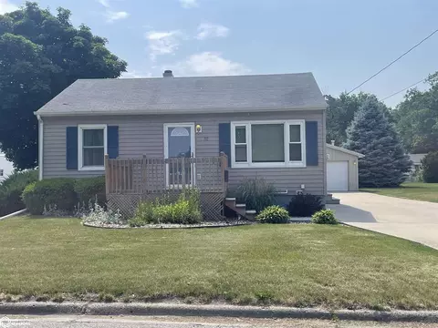 717 Pocahontas Ln, Ottumwa, IA 52501