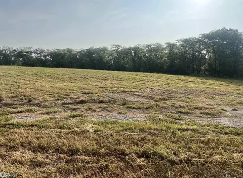 lot10 Pin Oaks Ln, Mount Pleasant, IA 52641
