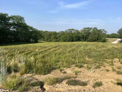 lot14 Pin Oaks Ln, Mount Pleasant, IA 52641