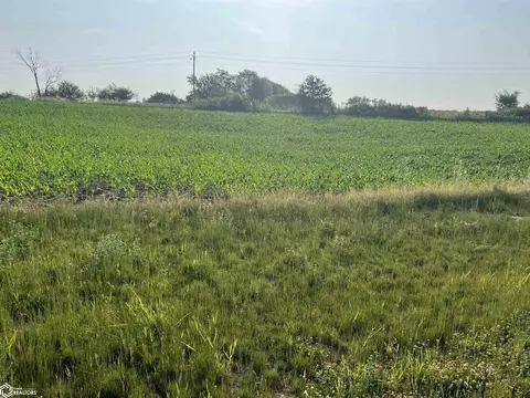 lot15 Pin Oaks Ln, Mount Pleasant, IA 52641