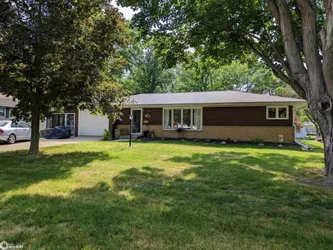 812 10th St N, Humboldt, IA 50548