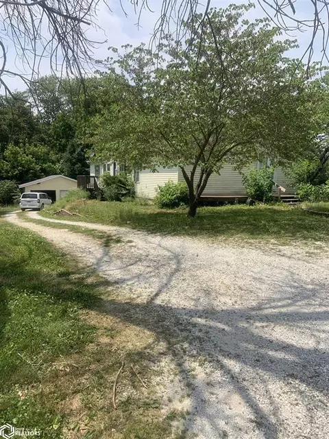 375 Page St N, Nauvoo, IL 62354