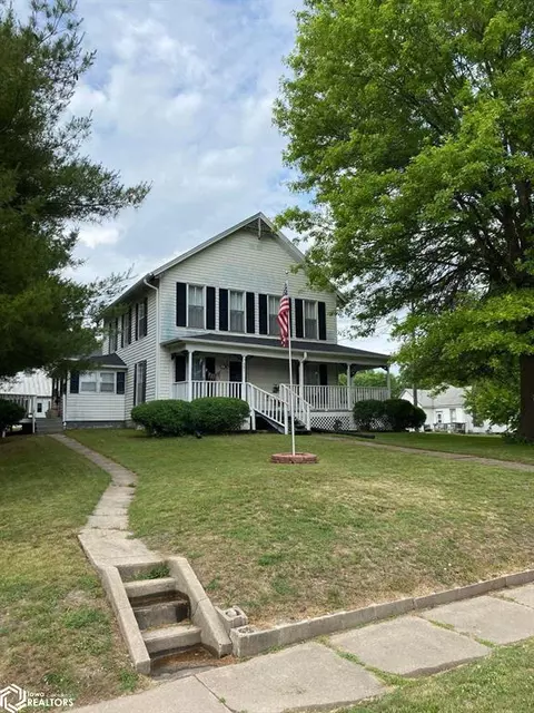 301 Pearl St, Bedford, IA 50833